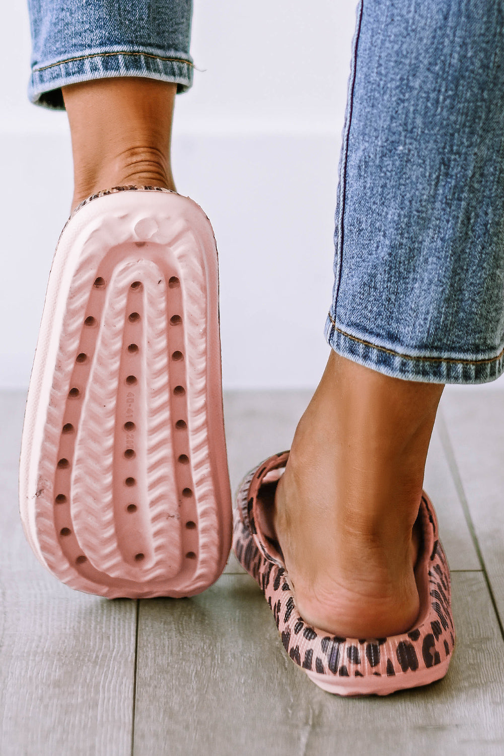 Black Print Thick Sole Slip On Slippers