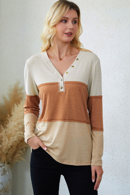 Top Henley con bloques de color y rayas de color naranja