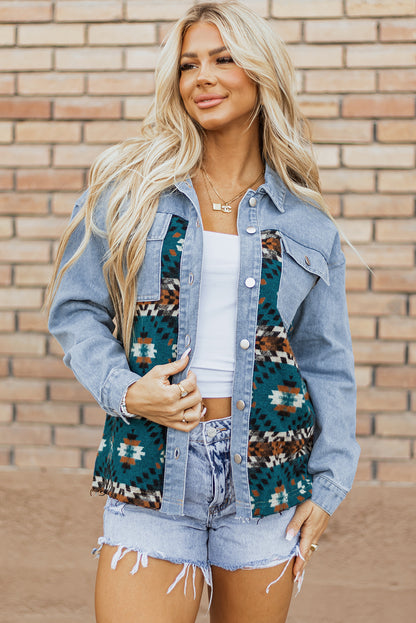 Chaqueta vaquera con estampado azteca azul