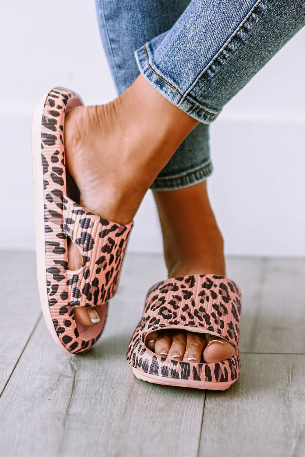 Black Print Thick Sole Slip On Slippers