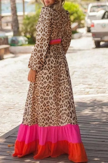 Vestido longo solto com decote em V e estampa de leopardo marrom